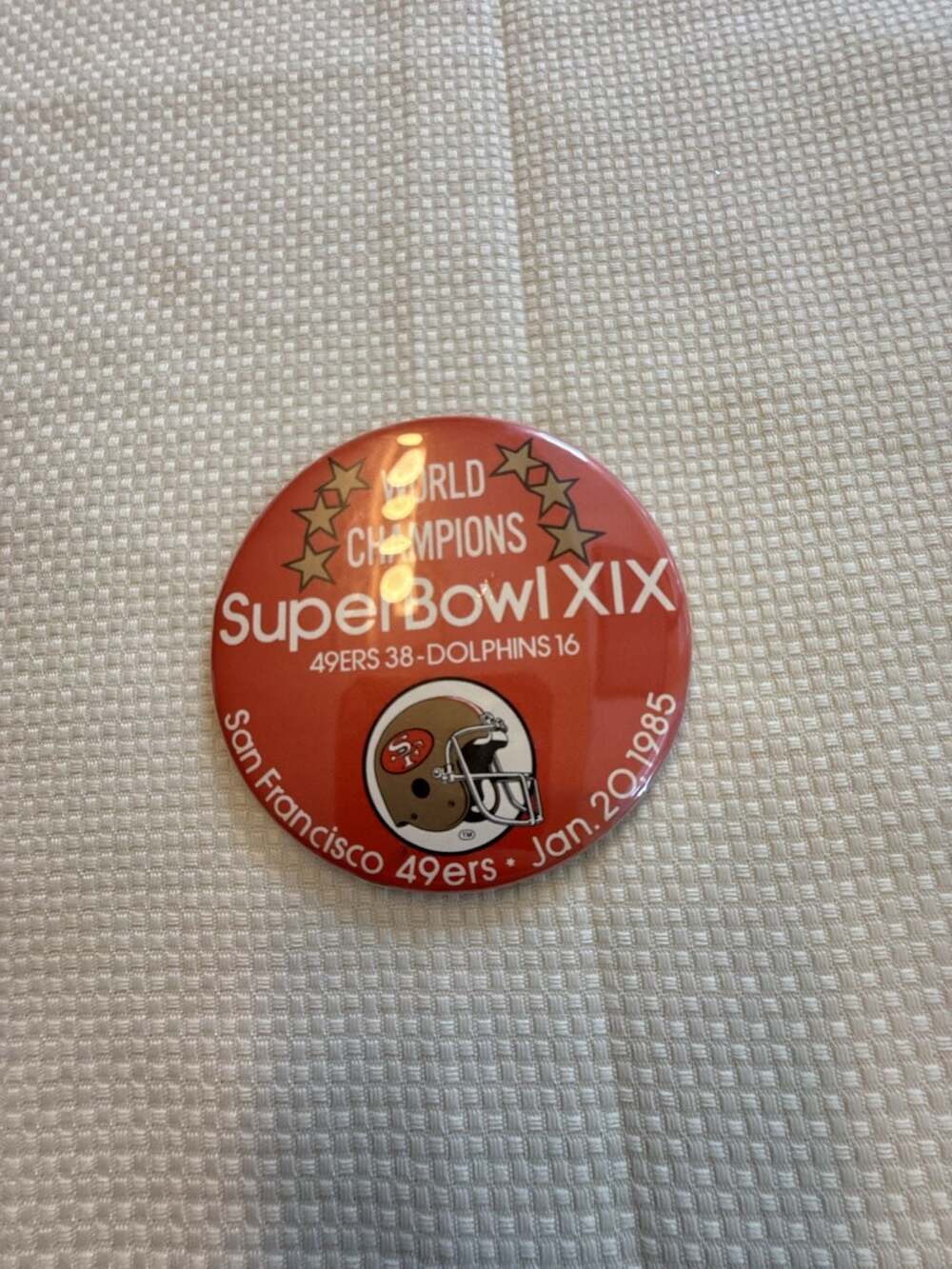 Vintage San Francisco 49ers Super Bowl XIX World Champions Pinback Button